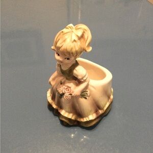 Vintage blonde girl, small planter.